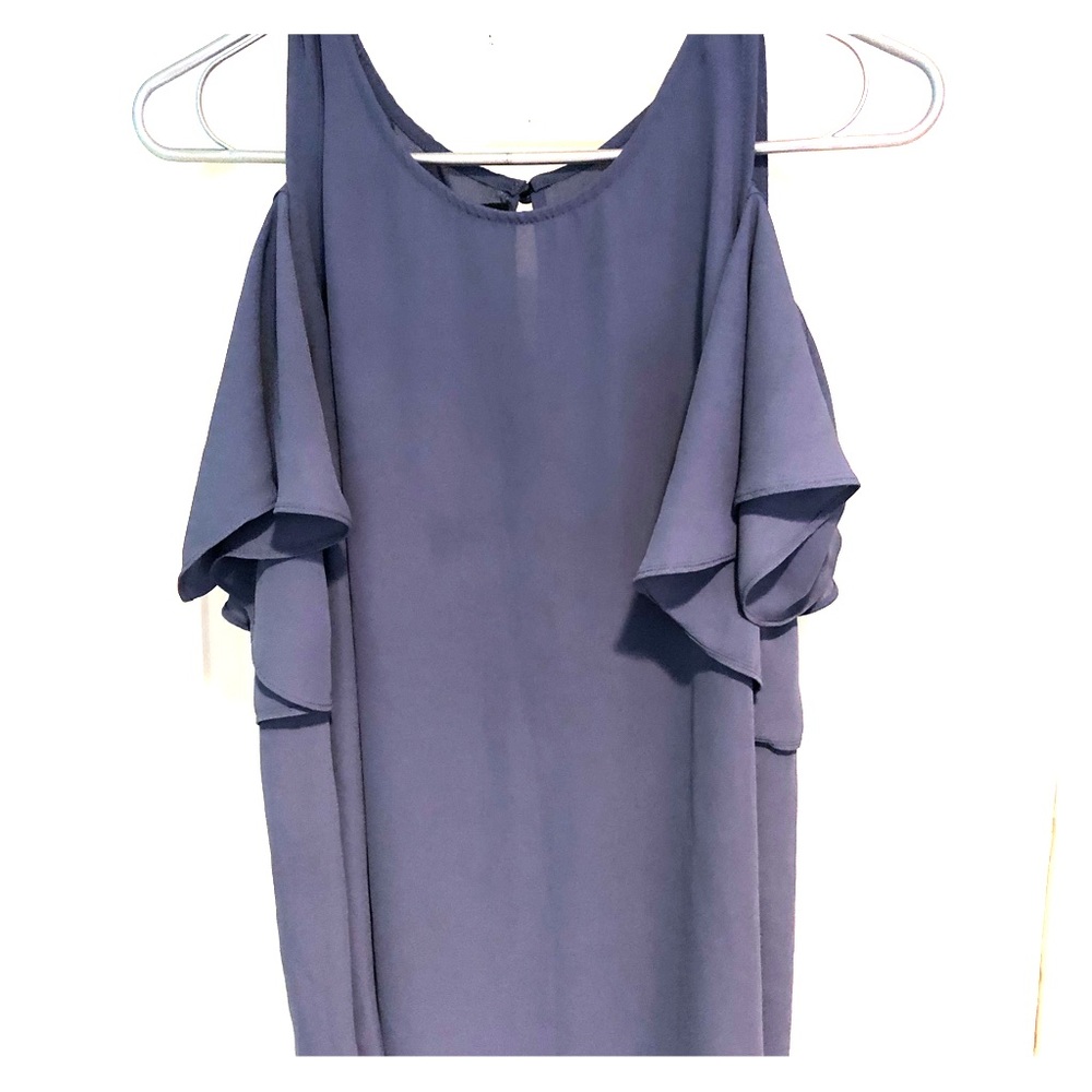 Cold shoulder light blue top